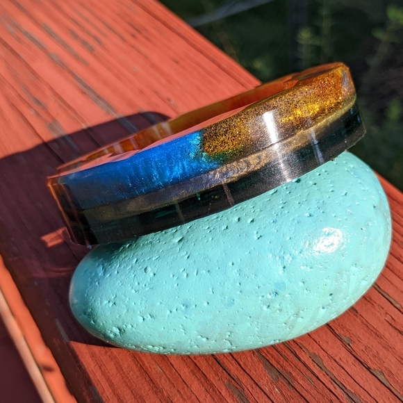 ๐SOLD๐Skull Ashtray Resin Art Handmade Orange Skulls Spider Halloween Art - Picture 9 of 11